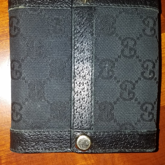 Authentic Gucci Black Canvas Charmy Wallet